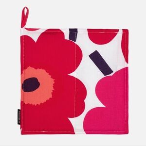 Marimekko Small red Pot Holder
